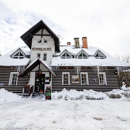 Hotylek Na Myte Hotel Harrachov Kültér fotó