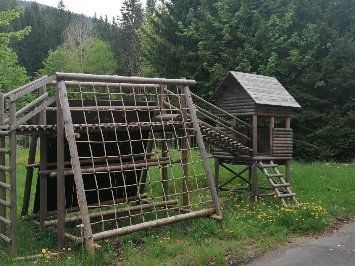 Hotylek Na Myte Hotel Harrachov Kültér fotó