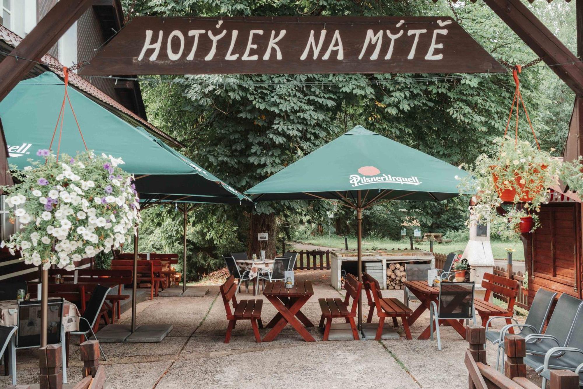 Hotylek Na Myte Hotel Harrachov Kültér fotó